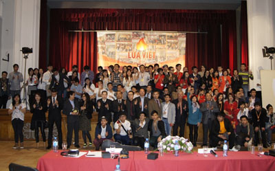 Vietnamese students and youth in Poland exchange